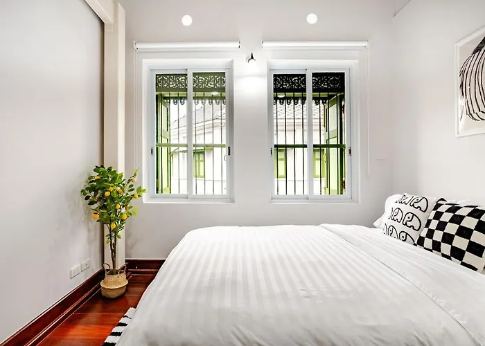 Villa Chinatown Thai Style 2br Townhouse,near Mrt&pier