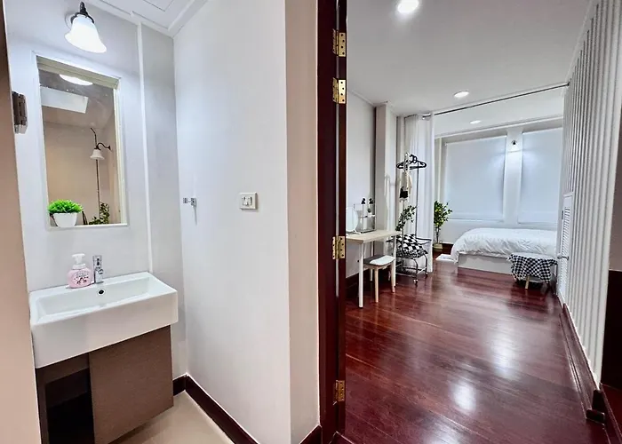 Chinatown Thai Style 2br Townhouse,near Mrt&pier