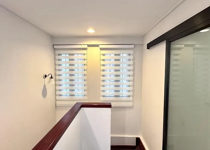 Villa Chinatown Thai Style 2br Townhouse,near Mrt&pier