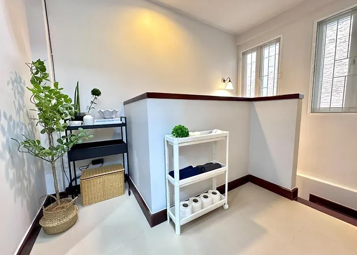 Chinatown Thai Style 2br Townhouse,near Mrt&pier