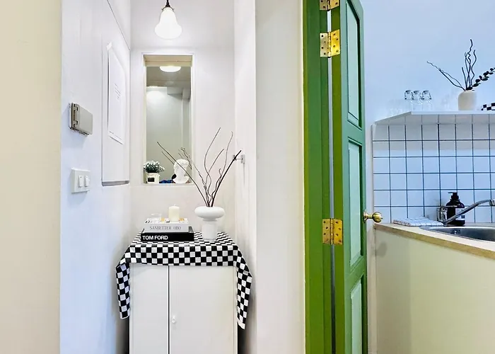 Villa Chinatown Thai Style 2br Townhouse,near Mrt&pier Bangkok
