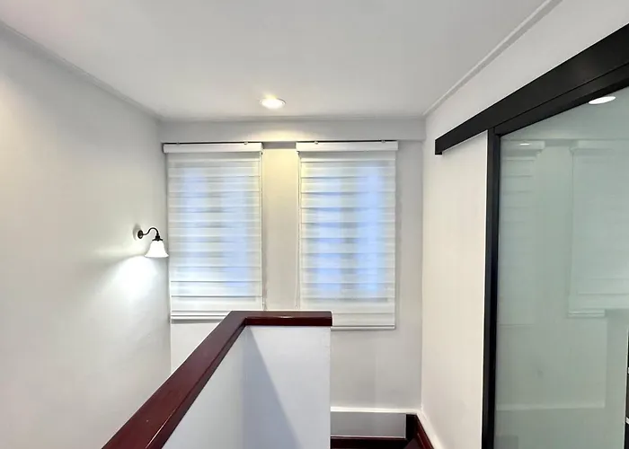 Villa Chinatown Thai Style 2br Townhouse,near Mrt&pier *