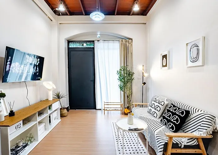 Chinatown Thai Style 2br Townhouse,near Mrt&pier